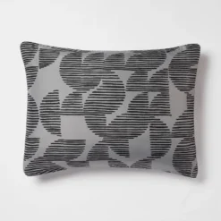 5pc King Geo Reversible Decorative Comforter Set With Throw Black/Gray - Room Essentials™ -RoomEssentials Sales Store GUEST 12ae2f60 843c 4f9c af39 d4a54c795ed2