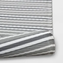 Striped Indoor/Outdoor Rug - Room Essentials™ -RoomEssentials Sales Store GUEST f61c78e9 9c3e 47a4 acf6 68b9ee85ccf8